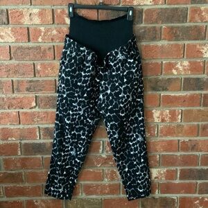 Old Navy Maternity Black Leopard Print Pants